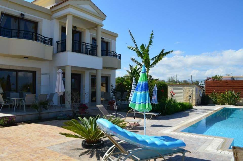 Dora' S Villa Argaka Exteriör bild